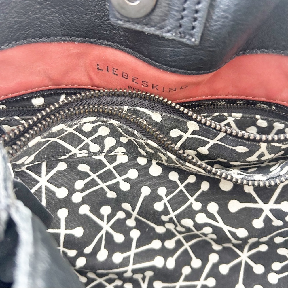 Liebeskin Berlin Black Genuine Leather Handbag - Picture 10 of 11